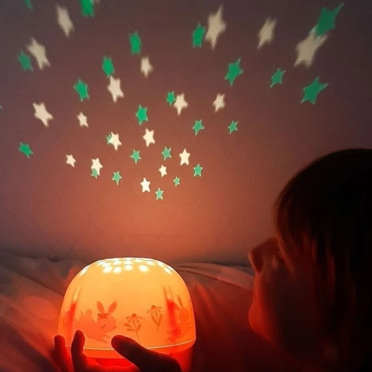 a-little-lovely-company-projektor-nocny-do-pokoiku-kroliczki (3).jpg